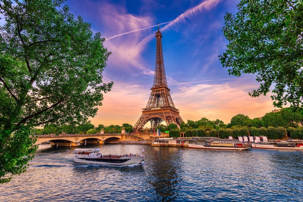 Paris Eiffel Tower - Cheap Flights to France