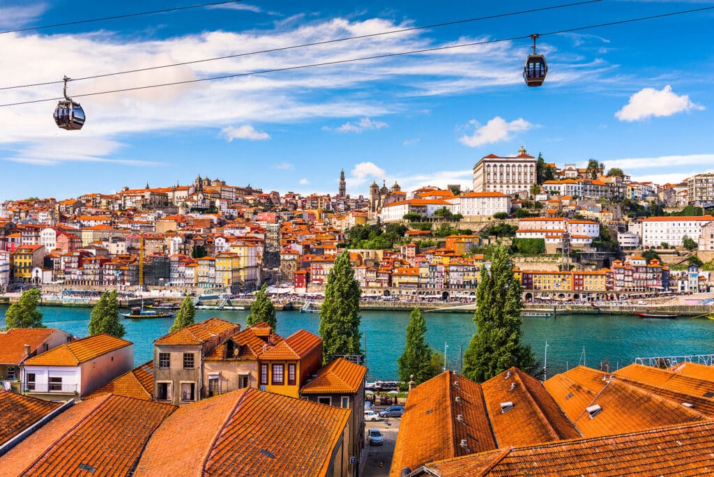 Cheap Flights to Porto, Portugal