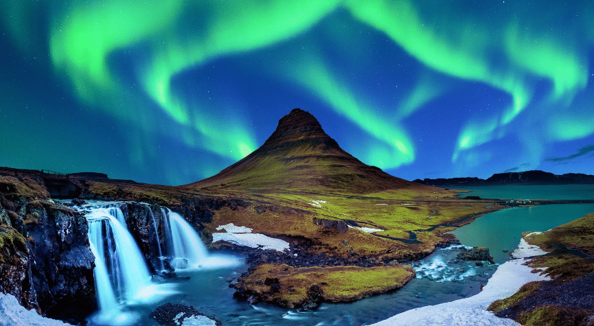 Best Time to See the Northern Lights - Iceland