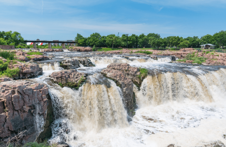 Affordable Vacations in America - Sioux Falls